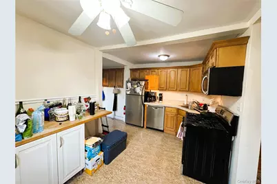 42 Hamilton Road #Left, Merrick, NY 11566 - Photo 7