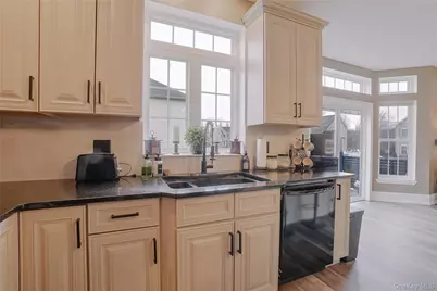 3002 Molly Pitcher Drive, New Windsor, NY 12553 - Photo 15