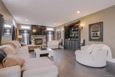 3002 Molly Pitcher Drive, New Windsor, NY 12553 - Photo 17