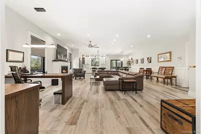 55 S Phillips Avenue, Speonk, NY 11972 - Photo 3