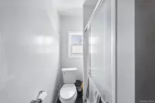 5 Wedgewood Dr, Coram, NY 11727 - Photo 23