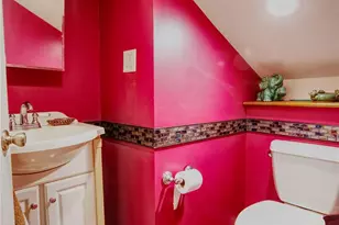 77 Washington Ave, Mastic, NY 11950 - Photo 17