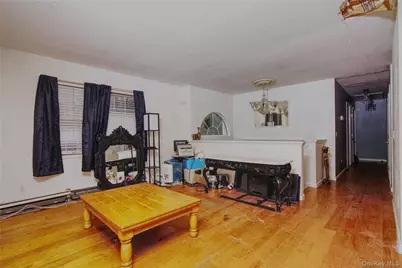 77 Washington Avenue, Mastic, NY 11950 - Photo 9