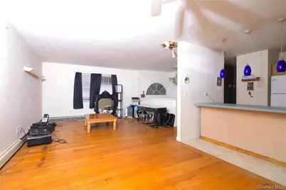 77 Washington Avenue, Mastic, NY 11950 - Photo 7