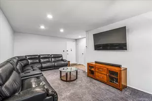 10 Lenox Rd, Rockville Centre, NY 11570 - Photo 5