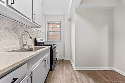 230 Pelham Road #4L, New Rochelle, NY 10805 - Photo 25