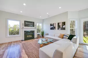 7 Henkel Rd, Lake Grove, NY 11755 - Photo 5