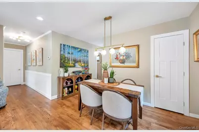 46 Walter Avenue, Hicksville, NY 11801 - Photo 5