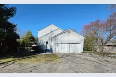 29 Industrial Boulevard, Riverhead, NY 11901 - Photo 27