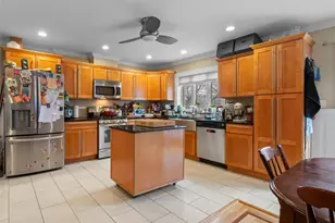 58-12 77th Pl, Middle Village, NY 11379 - Photo 3