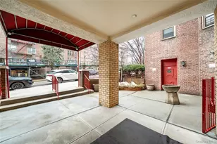 67-25 Clyde St, Forest Hills, NY 11375 - Photo 25