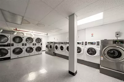 67-25 Clyde Street #3M, Forest Hills, NY 11375 - Photo 15