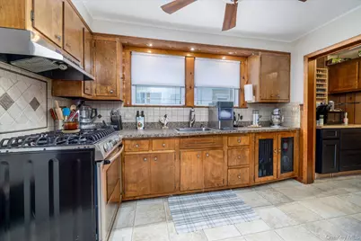 2971 Waverly Avenue, Oceanside, NY 11572 - Photo 15