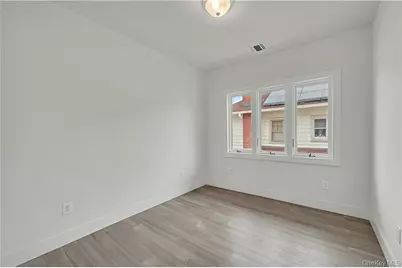 3912 Lyme Avenue, Brooklyn, NY 11224 - Photo 23