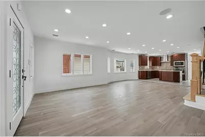 3912 Lyme Avenue, Brooklyn, NY 11224 - Photo 5