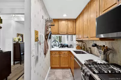 16 Rockledge #2MM2, Ossining, NY 10562 - Photo 5