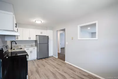 2710 South Road #C6, Poughkeepsie, NY 12601 - Photo 9