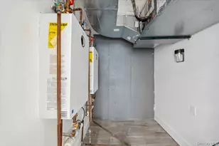 953 Tilden St, Bronx, NY 10469 - Photo 13