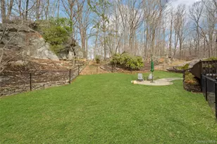 17 Chester Ct, Cortlandt Manor, NY 10567 - Photo 19