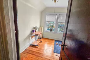 92-34 Gettysburg St, Bellerose, NY 11426 - Photo 5