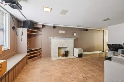 65 W Washington Avenue, Pearl River, NY 10965 - Photo 25