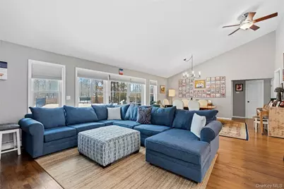 4 Monte Lane, Center Moriches, NY 11934 - Photo 7