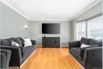 4 Rowe Street, Coram, NY 11727 - Photo 5