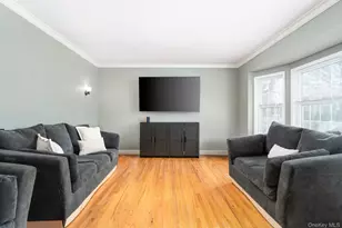 4 Rowe St, Coram, NY 11727 - Photo 5