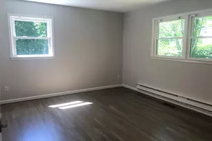 3213 S Shelley St, Mohegan Lake, NY 10547 - Photo 7