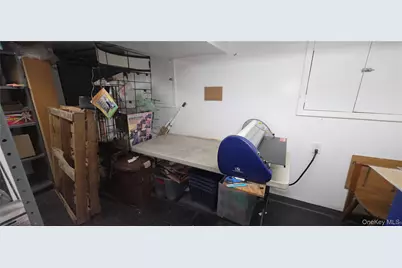 65-12 Myrtle Avenue, Glendale, NY 11385 - Photo 15