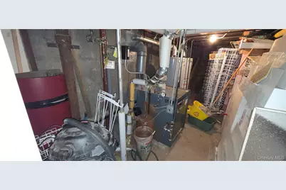 65-12 Myrtle Avenue, Glendale, NY 11385 - Photo 9