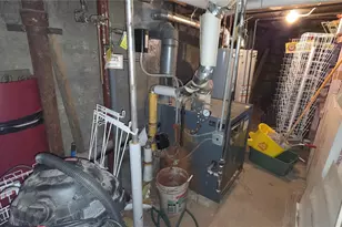 65-12 Myrtle Ave, Glendale, NY 11385 - Photo 9