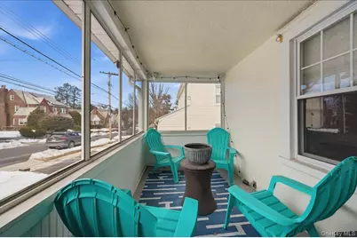 490 Carol Place, Pelham, NY 10803 - Photo 19