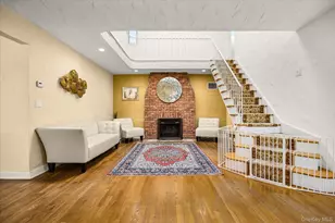 118 Baker Hill Rd, Great Neck, NY 11023 - Photo 5