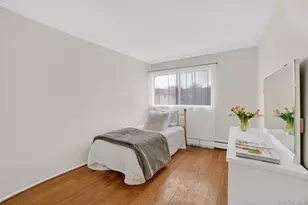 18 Granada Crescent, White Plains, NY 10603 - Photo 19