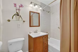 18 Granada Crescent, White Plains, NY 10603 - Photo 21