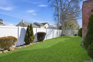 17 Hawthorne St, Massapequa, NY 11758 - Photo 29