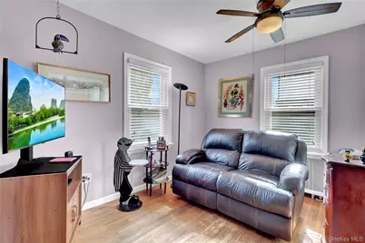 1020 N 5th Street, New Hyde Park, NY 11040 - Photo 13