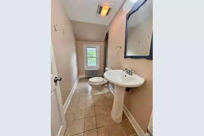 2 Ruth Lane, Glenwood Landing, NY 11547 - Photo 15