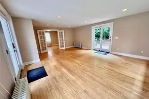 2 Ruth Ln, Glenwood Landing, NY 11547 - Photo 3