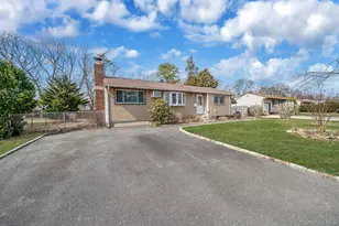 156 Gibbs Rd, Central Islip, NY 11722 - Photo 3