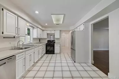 10 Demarest Road, Spring Valley, NY 10977 - Photo 19