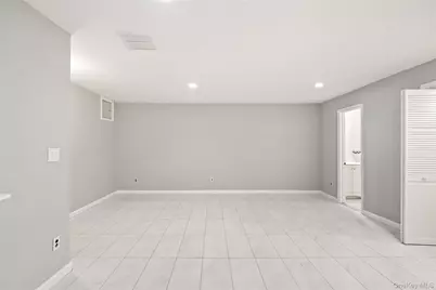 402 Kennedy Drive, Spring Valley, NY 10977 - Photo 19