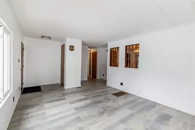 525 Riverleigh Avenue #P3, Riverhead, NY 11901 - Photo 5