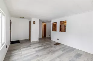 525 Riverleigh Ave, Riverhead, NY 11901 - Photo 5