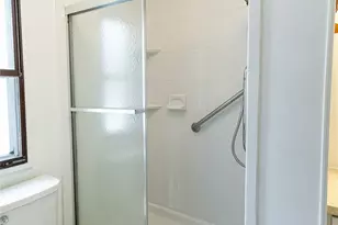 525 Riverleigh Ave, Riverhead, NY 11901 - Photo 17