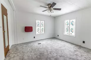 525 Riverleigh Ave, Riverhead, NY 11901 - Photo 11