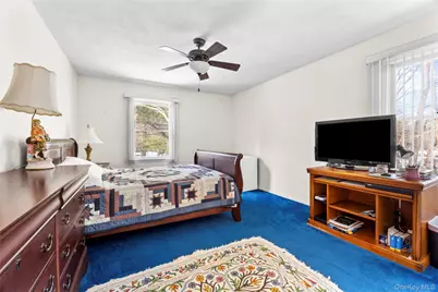 144 Landing Meadow Road, Smithtown, NY 11787 - Photo 29