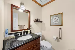 144 Landing Meadow Rd, Smithtown, NY 11787 - Photo 27