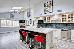 42 Cragmere Rd, Airmont, NY 10901 - Photo 9